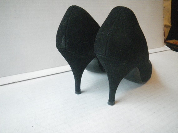 1950s Fiancees Stiletto Pumps Size 7 1/2 AAAA Nar… - image 3