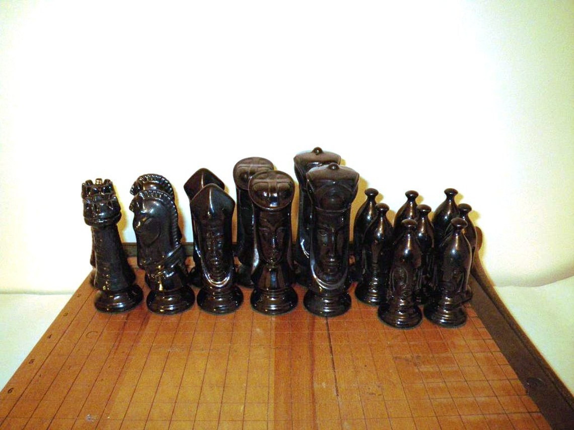 duncan medieval chess set