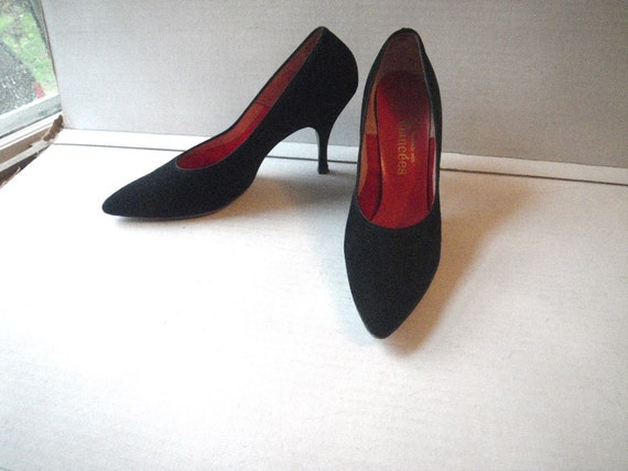 1950s Fiancees Stiletto Pumps Size 7 1/2 AAAA Nar… - image 2