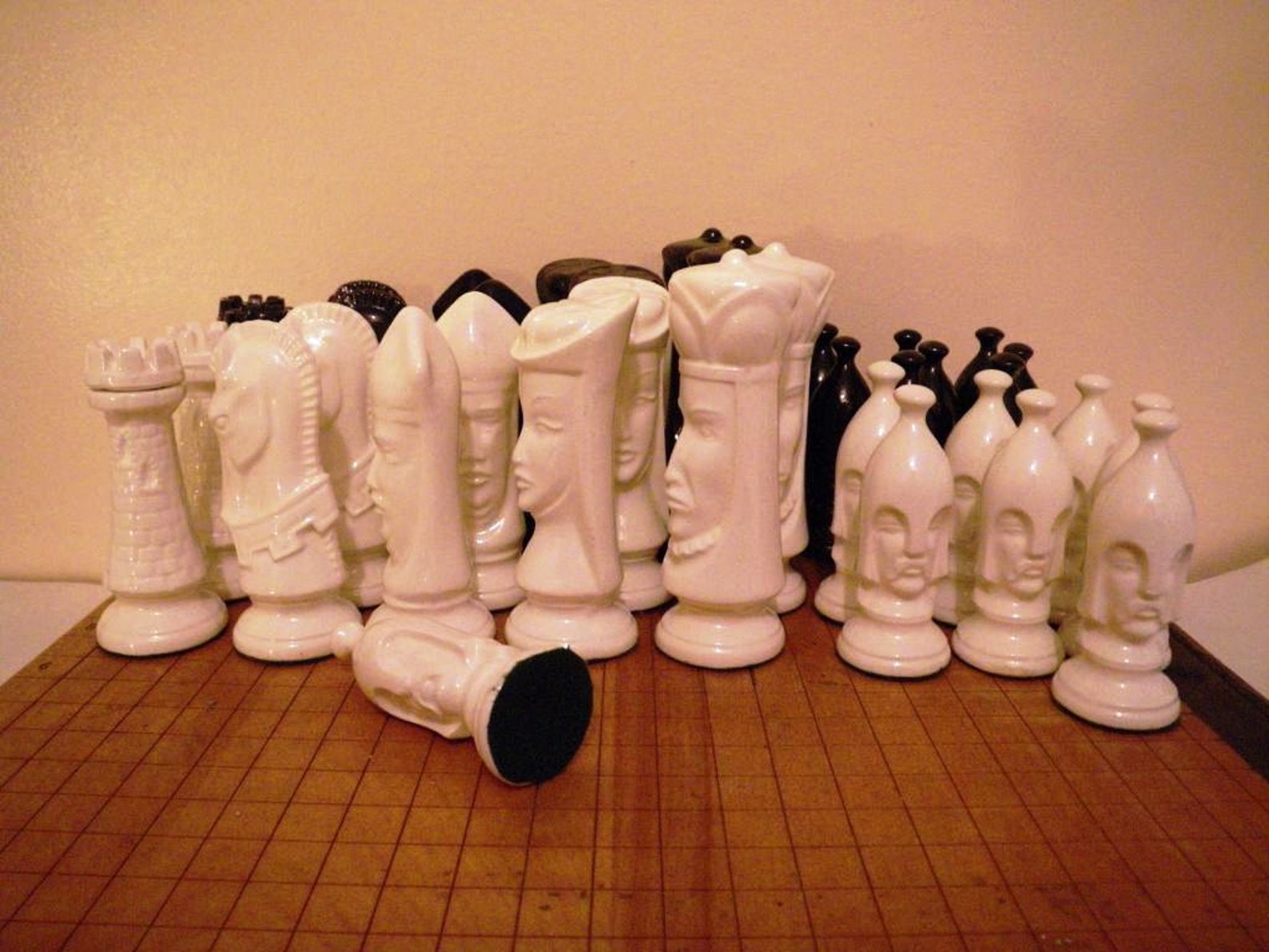 duncan medieval chess set