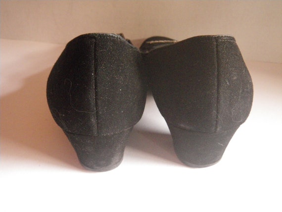 1960s Enna Jetticks Low Pumps, Black Suede Shoes,… - image 6