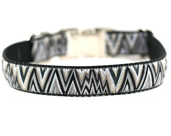 Black and Silver Chevron Dog Collar, Modern Dog Collar, Chevron Collar, Dog Accessories, Buckle Collar, Martingale, 1"