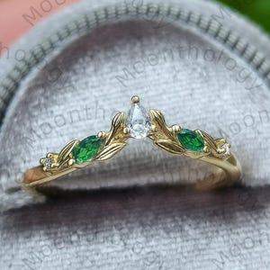 Nature inspired moss agate curved wedding band lily of the valley design wedding ring moissanite cluster custom anniversary rings for women