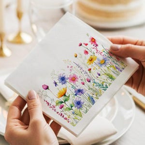 Floral Napkins, Wildflower Party Napkins, Garden Party Tableware, Wedding Napkins, Spring Party Decor, Bridal Shower Napkins