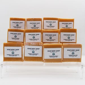 Jabón de leche de cabra con cúrcuma: Jabones artesanales con aceites esenciales para una piel radiante