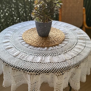 Antique Round Crochet Doily – White Cotton Handmade Lace Tablecloth
