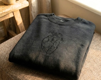Sudadera bordada con corazón anatómico, camiseta para concienciar sobre la cardiopatía congénita