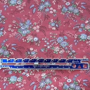 Vintage V.I.P. Cranston Print Works Floral Fabric, Fabric by the Yard