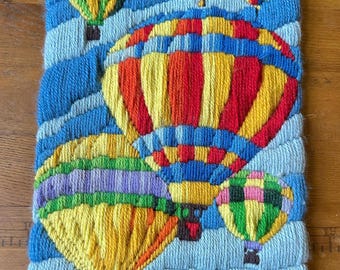 Vintage Crewel Stickerei Heißluftballon Wandbehang