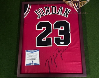 michael jordan autographed 8x10