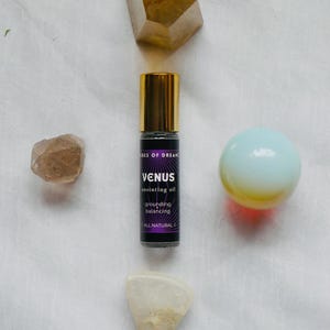 VENUS anointing oil - grounding and balancing essential oil blend, natural perfume, aromatherapy, acupressure oil, spring