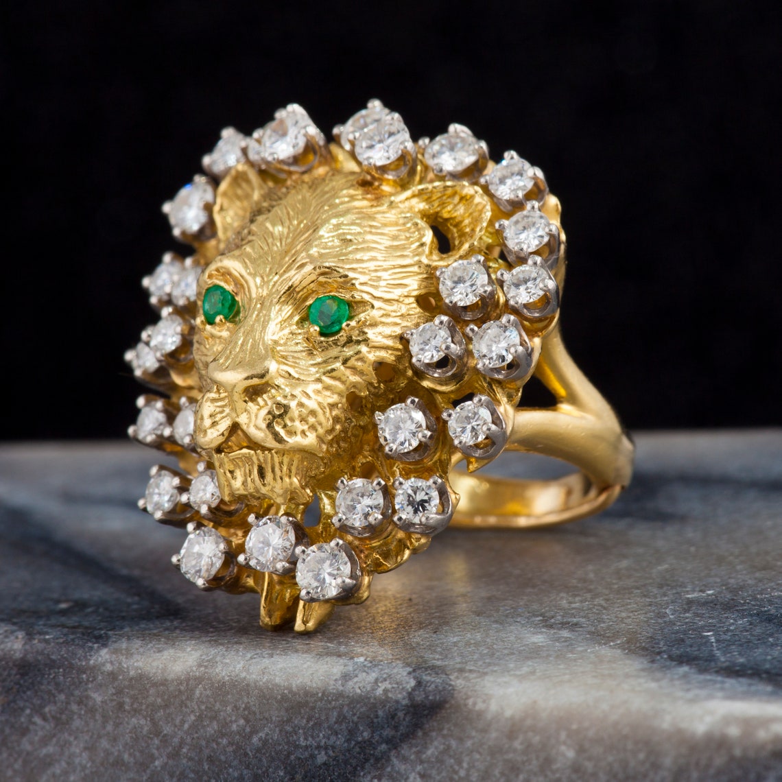 Vintage 18K Gold Lion Head Ring With Emeralds and Approx. 2ct Diamonds Etsy