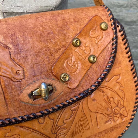 Vintage 60s Chestnut Brown Hand Tooled Purse with… - image 4