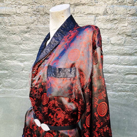 Vintage 50s Asian Inspired Red and Black Satin Sm… - image 8