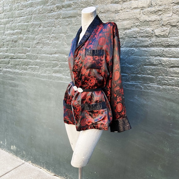 Vintage 50s Asian Inspired Red and Black Satin Sm… - image 1