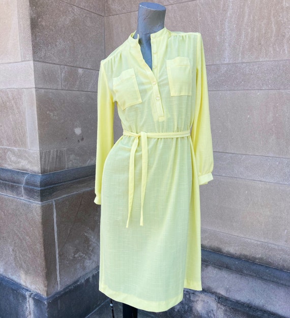 Vintage 70s Light and Breezy Buttercup Yellow Shi… - image 1