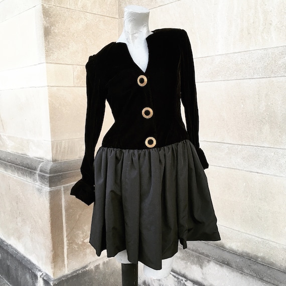 Vintage 80s Black Velvet and Satin Mini          … - image 1