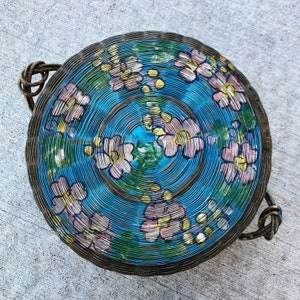 Vintage Jugendstil 1900er 1910er Handbemalter blauer Korb mit Blumen
