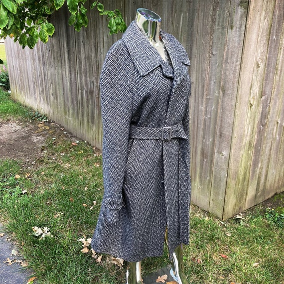 Vintage 60s Gray Black and White Tweed Wool Trenc… - image 6