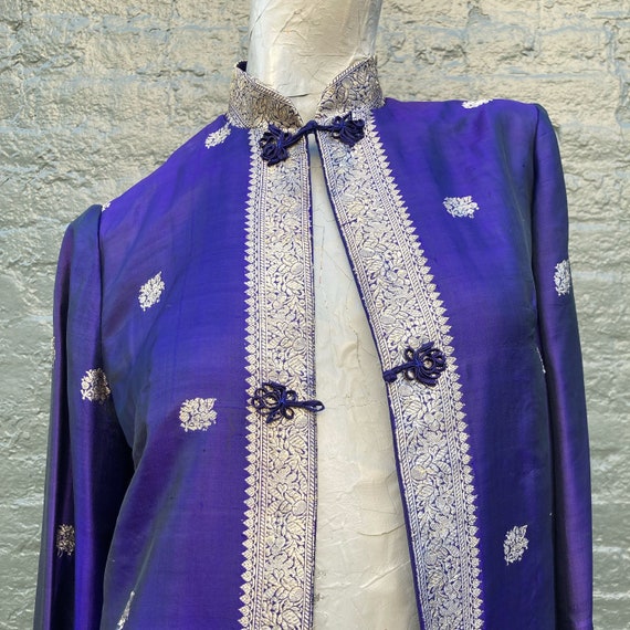 Vintage 60s Purple Silk Asian Inspired Wiggle Cus… - image 10