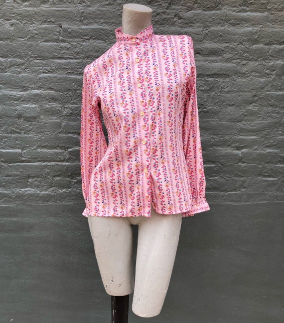 Vintage 70s Candy Pink Blouse with Flowers  small 