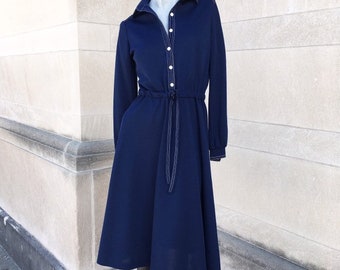 Vintage 60s Soft Navy Wool Shirtwaist Dress  small medium