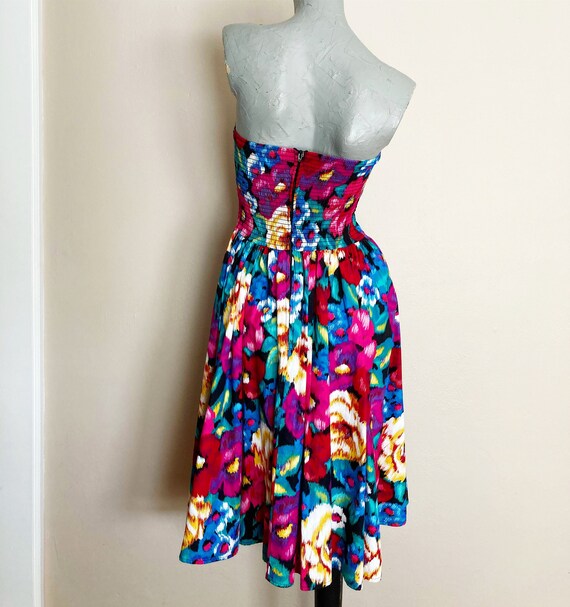 Vintage 80s Mod Tropical Strapless Sundress in Pi… - image 7