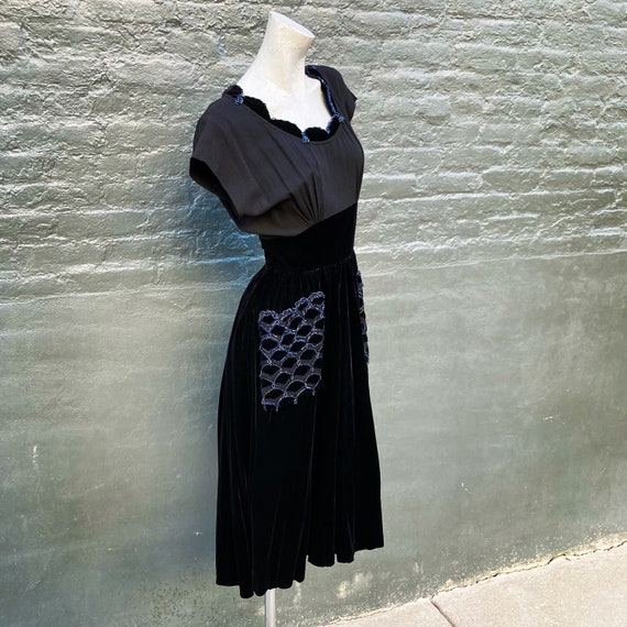 Vintage 50s Black Velvet and Crepe Dress with Blu… - image 1