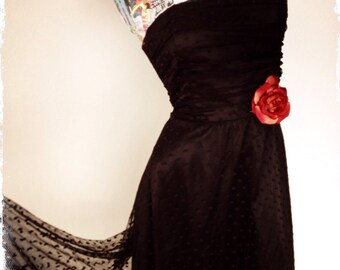 Black dress with red ribbon cheap