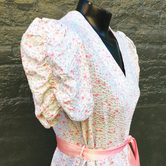 Vintage 70s NWT White and Pastel Pink and Blue Se… - image 4