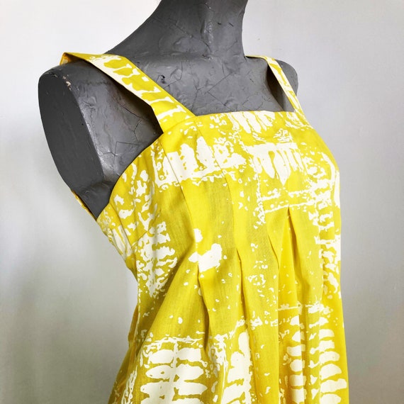 Vintage 70s Sun Yellow and White Crisp Cotton Ext… - image 2