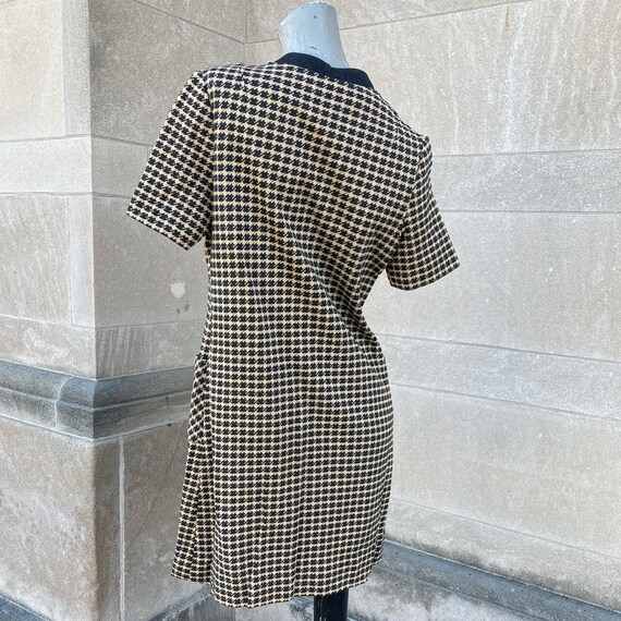 Vintage 60s Charcoal Gray and Yellow Plaid Shift … - image 6