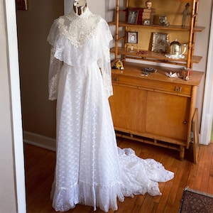 Vintage 70s does Edwardian 1910s Gunne Style White Lace Wedding Dress with Train  small