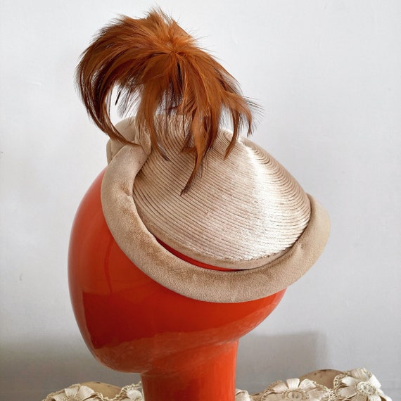 Vintage 50s Dr Seuss Hat White Velvet with Brown … - image 5