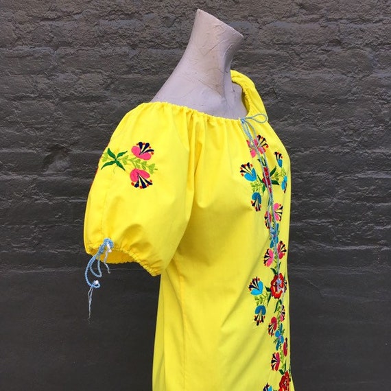 Vintage 60s Mod Yellow Cotton Maxi Dress with Emb… - image 4