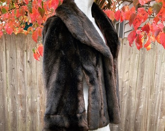 Vintage 60s Faux Fur Cape in Mink Brown Black  one size