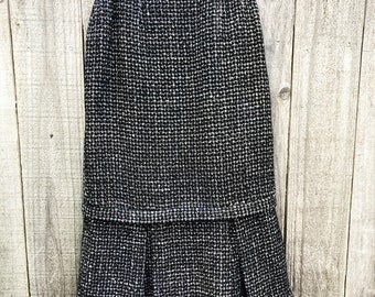 Vintage 40s 50s Black and White Tweed Wiggle Skirt  extra small
