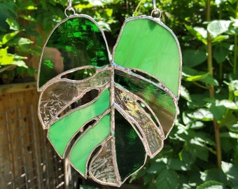 Monstera Leaf Stained Glass Window Hanger on chain for Hanging Iridescent shimmer Tiffany Copper Foil Style Solder Leaded Glass Handmade New