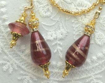 Beaded bookmark, Book thong, Book jewelry, Bookish gift, Reader gift, Book bling, burgundy and gold