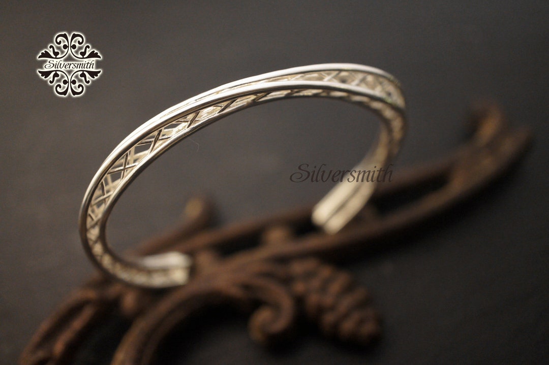 ◆PAULS BOUTIQUE◆ XYLA SILVER 5009555214 NEW! 925 Sterling Silver Xyla Bangle - Etsy