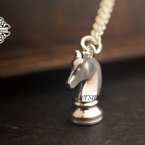 NOUVEAU! Le pendentif d'échecs chevalier en argent sterling 925