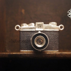 Die alte Kamera 925 Sterling Silber Anhänger mit 18 &quot;oxidierter Silberkette