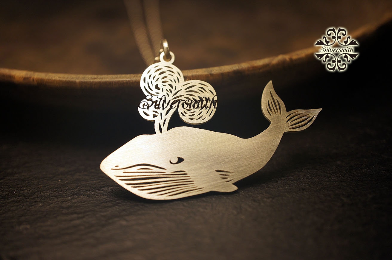  　クジラ　ペンダント　シルバー　ネックレス　925 スーパーセール40%オフ*925シルバーのクジラペンダント - Etsy 日本
