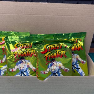 Sealed Vintage Tazos Pack – Street Fighter & Casper Flippos – 90s Pog Slammers Collectible