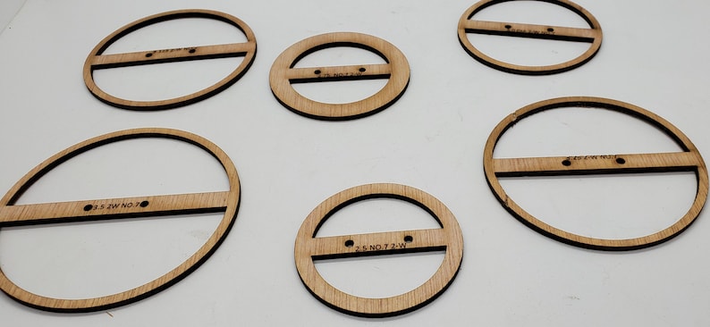If you're into candle-making, check out these awesome candle holders with templates for correctly positioning your wick. There are several different sizes available, so be sure to pick one that's just right for your project. These holders are perfect for beginners or experienced candle-makers, and they really make it a lot easier to create even, consistent candles.