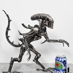 Recycled Metal Standing Monster : Tail up (38 cm height) xenomorph / metal sculpture / scrap metal art / metal art / steampunk / cyberpunk