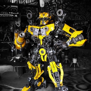 Recycled Metal Boxing Robot ( 2 m height )