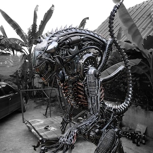 Aggressive Recycled Metal Monster ( Made-to-order ) / Recycle Metal Sustainable Sculpture Art