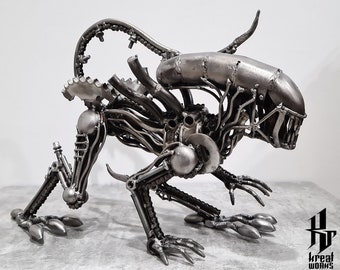 Recycle Metal Onslaught Monster --- Xenomorph / Metal Sculpture