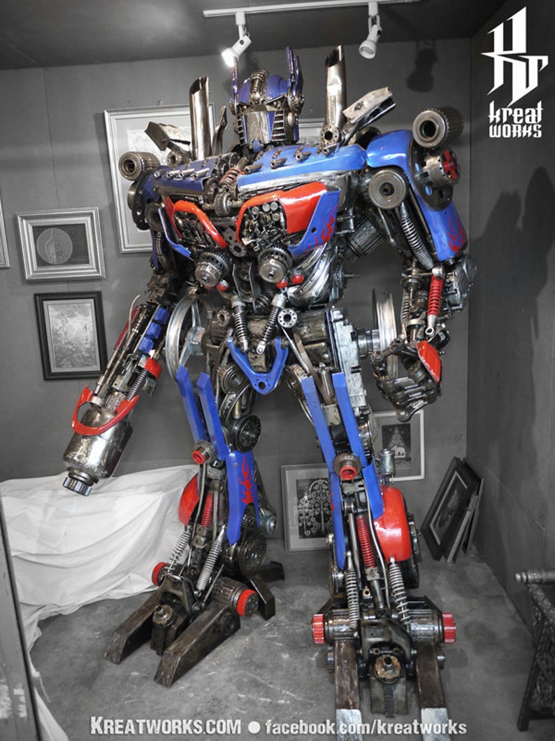 Dieselpunk Recycled Metal Giant Robot made-to-order image 2